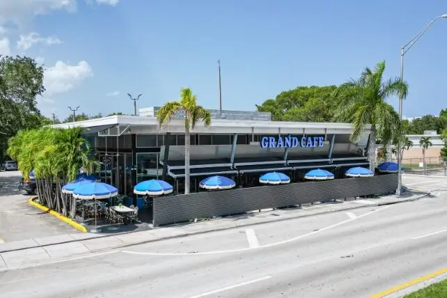 Grand Cafe Aventura kosher restaurant